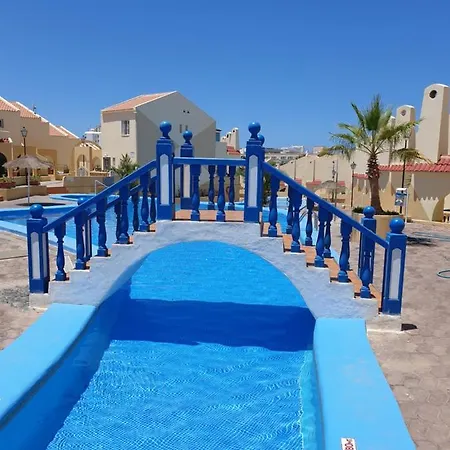 Mareverde F Apartment